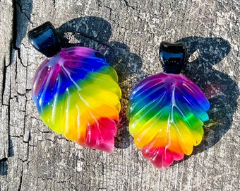 Hand Blown Glass Rainbow Leaf Pendant. Hand carved Lampwork Glass Rainbow Fade Leaf Necklace