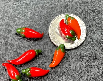 Mini Chili Pepper / Glass Chili Pepper / Lampwork / Hand Blown Glass  / Mini Art / Dollhouse Miniature / Glass Chili Peppers