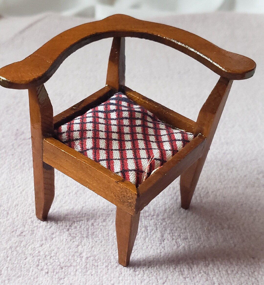 2 Dollhouse Accent Chairs Vintage Dollhouse Chairs 112 Scale Matching