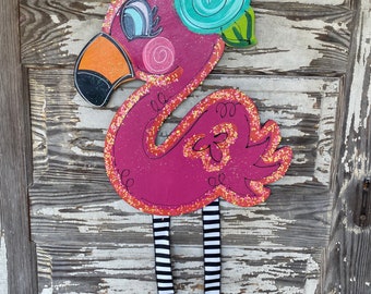 Personalized Door Hanger - Spring Door Hanger - Summer Door Hanger - Initial Door Hanger -flamingo door hanger - summer decor -  flamingo