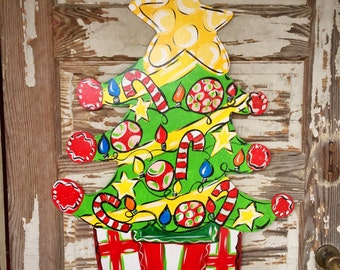 Personalized Door Hanger - Christmas Tree Door Hanger - Holiday Door Hanger - Christmas Decor - Christmas Decorations - Christmas Wreath