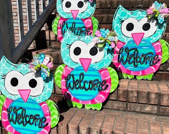 Personalized Door Hanger - Teacher Gift - Owl Door Hanger - Spring Door Decor - Summer Wreath - Owl Sign - Classroom Sign -