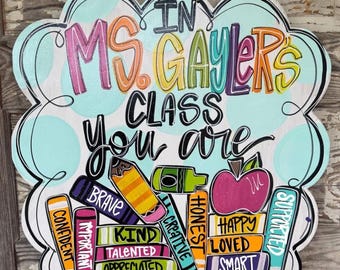 Teacher Door Hanger - Personalized Teacher Sign - Teacher Gift - Classroom Decor - Back to School - Meet the Teacher Gift