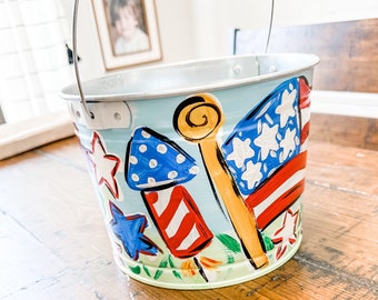 Personalized 4th of July basket - Personalized Patriotic Basket - Birthday Gift - Patriotic gift  - patriotic flower Pail -