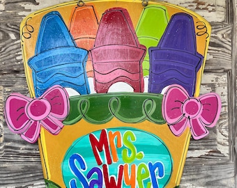 Back To School Door Hanger - School Door Hanger - Classroom Door decor - back to School decorations - Teachers Gift - Back to School Door