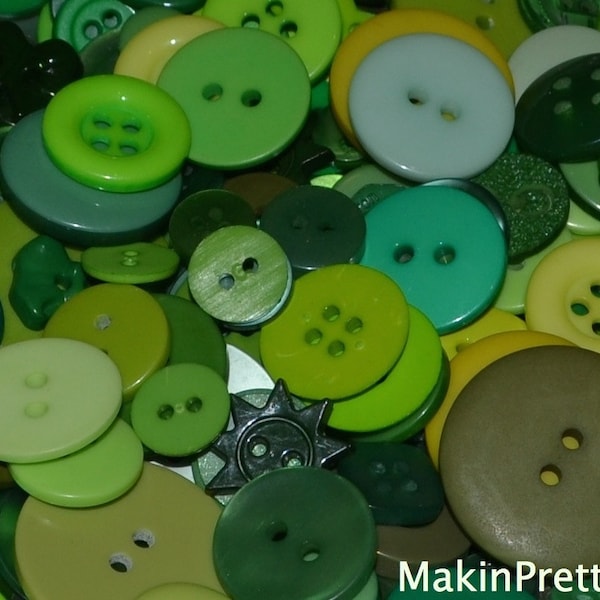 Green Buttons Mixed Bulk Choose your Quantity 50 or 100, Assorted Sizes, Sewing Buttons Scrapbooking Craft