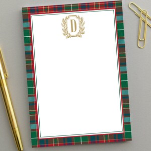Personligt anteckningsblock med monogram, anteckningsblock med tartanpläd, personliga presenter, rutigt brevpapper med monogram, värdinnapresent