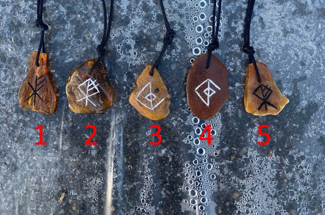 Amaxer Collier Amulette Rune Scandinave Viking Acier Inoxydable