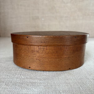 19th Century Oval Pantry Box, Country Kitchen Pantry and Kitchen, Primitive Decoration, Treen image 2