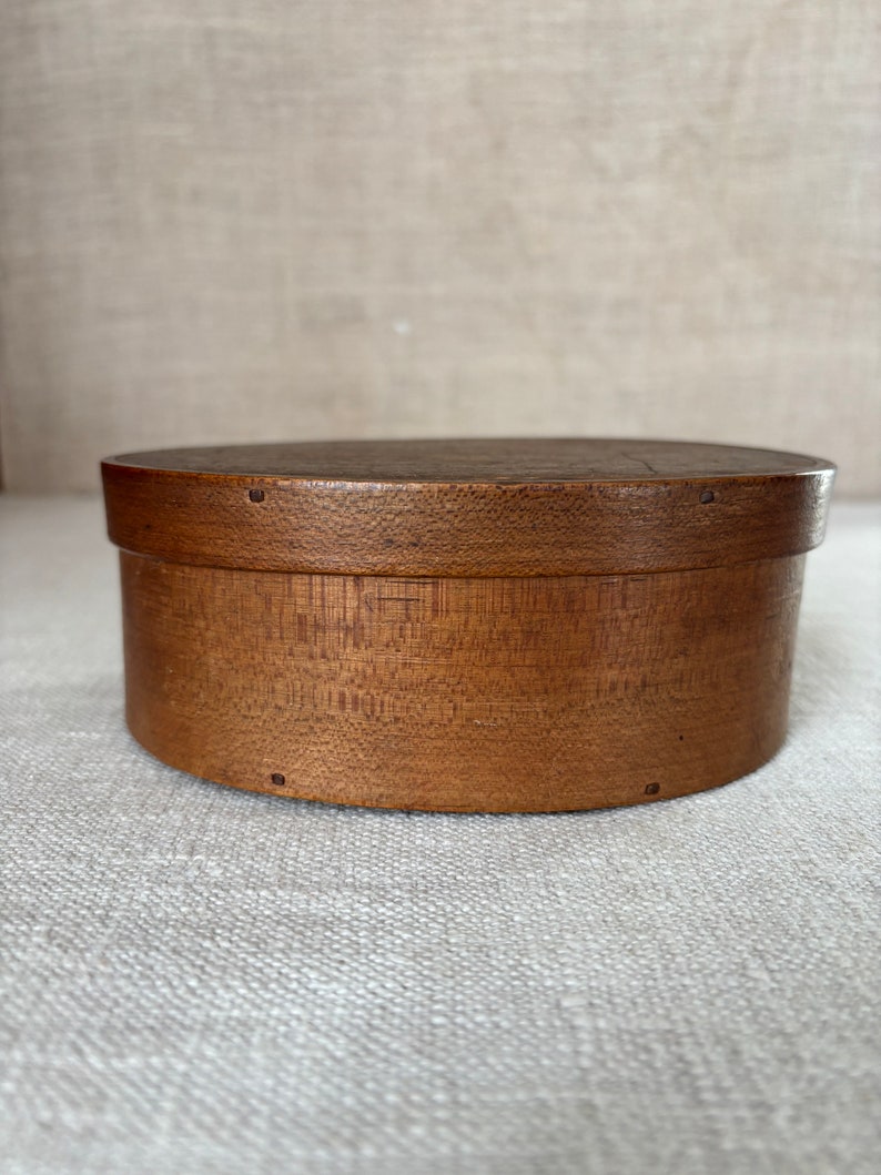 19th Century Oval Pantry Box, Country Kitchen Pantry and Kitchen, Primitive Decoration, Treen image 2