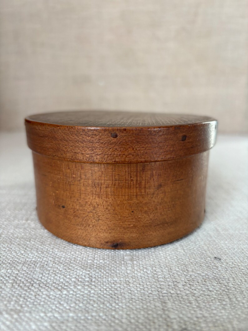 19th Century Oval Pantry Box, Country Kitchen Pantry and Kitchen, Primitive Decoration, Treen image 3