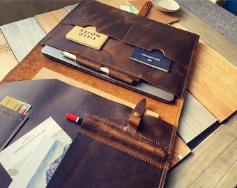 Capa de couro personalizada para Microsoft Surface Pro: Portfólio marrom vintage