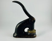 Antique Cast Iron Brass Metal Workers Association Notary Seal Stamp