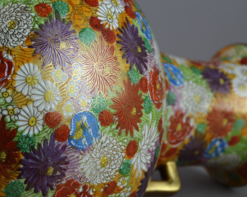 Large Japanese Thousand Flowers Kutani Vase Etsy