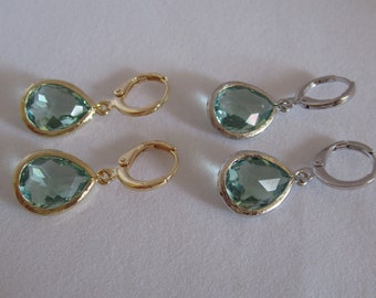 Pendientes de aro en forma de lágrima de color verde claro, estilo real, inspirados en la princesa Catalina y Kate Middleton.