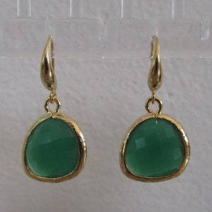 Catherine Inspired Replikate Queen Letizia Green Onyx Yellow Gold Drop Earrings Matching Necklace Set Royal Gift Idea Princess Kate