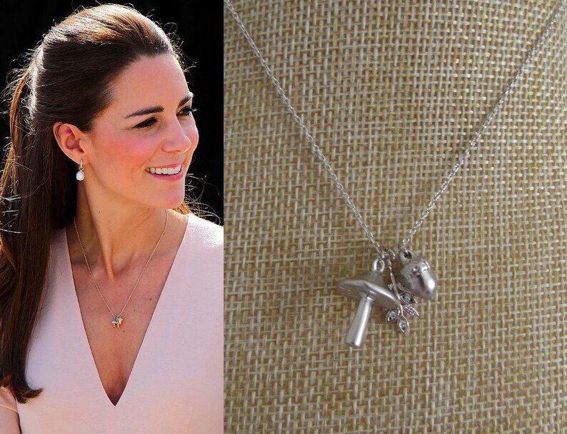 Kate Middleton Ss Of Cambridge Inspired Replikate Silver Image 0