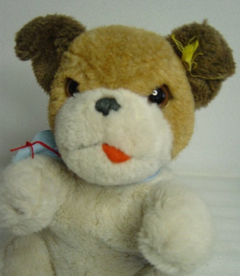 lovely vtg 60s Steiff plush Mopsy ball dog with button and tag