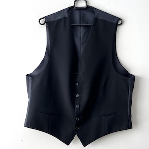 Vintage Black Gentlemen&#39;s Vest Formal Fitted Waistcoat Edwardian Victorian Renaissance Steampunk Groom Vest Size Extra Large classic vest