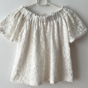 Vintage Extra small size lace top White lace summer top Open shoulders blouse Flowers print top Festival top Beach party top