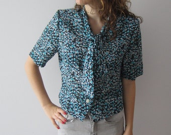 Vintage Türkis Blumen Druck Bluse Button Up kurze Ärmel Top Schulterpolster romantische Floral Sekretär Shirt kleine Größe Lehrer Bluse