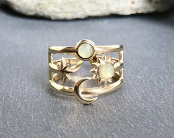 Ring two natural pale GREEN aventurine stones with a MOON and a STAR GOLDEN stainless steel Adjustable golden jewel S1