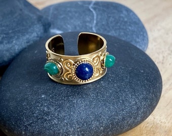 Ring ring 3 natural stones 2 in green jade 1 in blue azurite Matte and GOLD stainless steel with arabesque decoration Adjustable Jewel S2