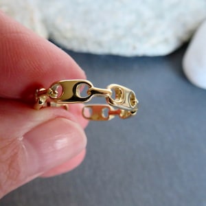 GOLDEN Stainless steel Openwork little thin LINKS ring Golden jewelry Adjustable ring
