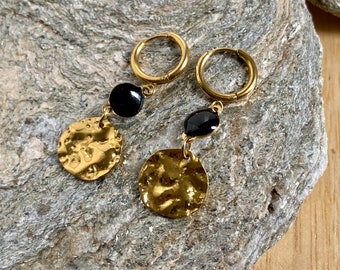 Dangling earrings with a stamped GOLDEN stainless steel medal and a black enamel connector Golden jewel S1