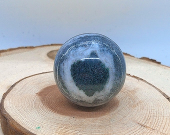 Black and White Agate Carved Ball Statue Stone Eyeball