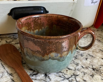 Stoneware Kitchen Mixing Bowl in Copper and Sage Green