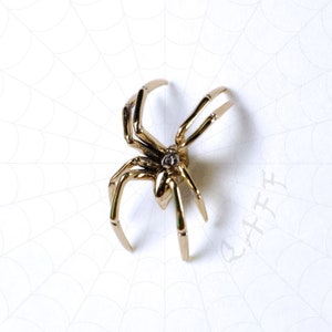 Solid Gold Spider Stud Earring, Halloween Jewelry, Insect Earring, Bug Post, Nature Jewelry, Realistic Spider, Gift For Her, Gift For Him