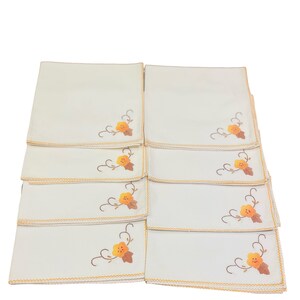 8 Vintage Napkins with an Appliqued Flower image 1