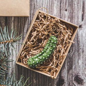 Christbaumschmuck aus Keramik mit Gurke und Gurke