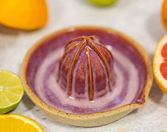 Presse-agrumes en céramique à pois rouges - Presse-citron en poterie - Presse-agrumes fait main