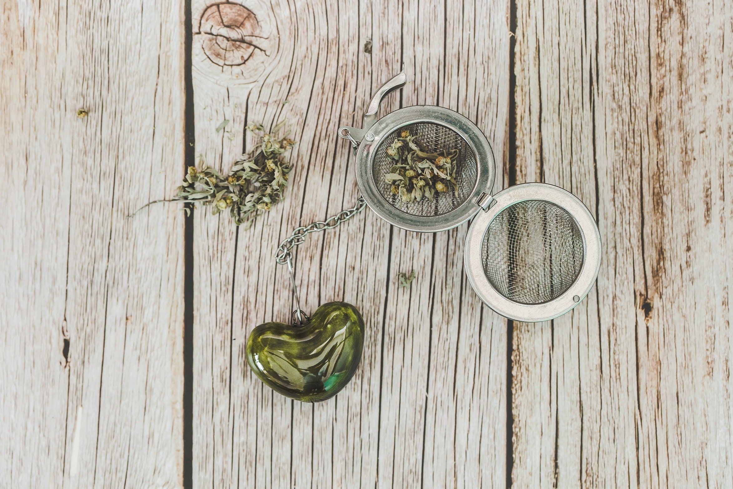 infuseur à thé en feuilles mobiles avec cœur vert mousse - passoire vrac céramique infuseur boule de tisane charme