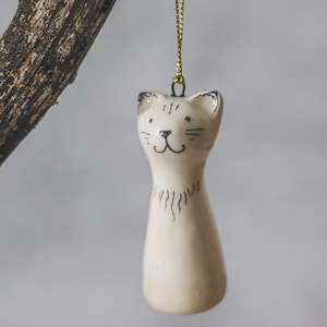 Weiße lächelnde Katze Ornament - Handbemalte Kitty Weihnachtsbaum Dekoration