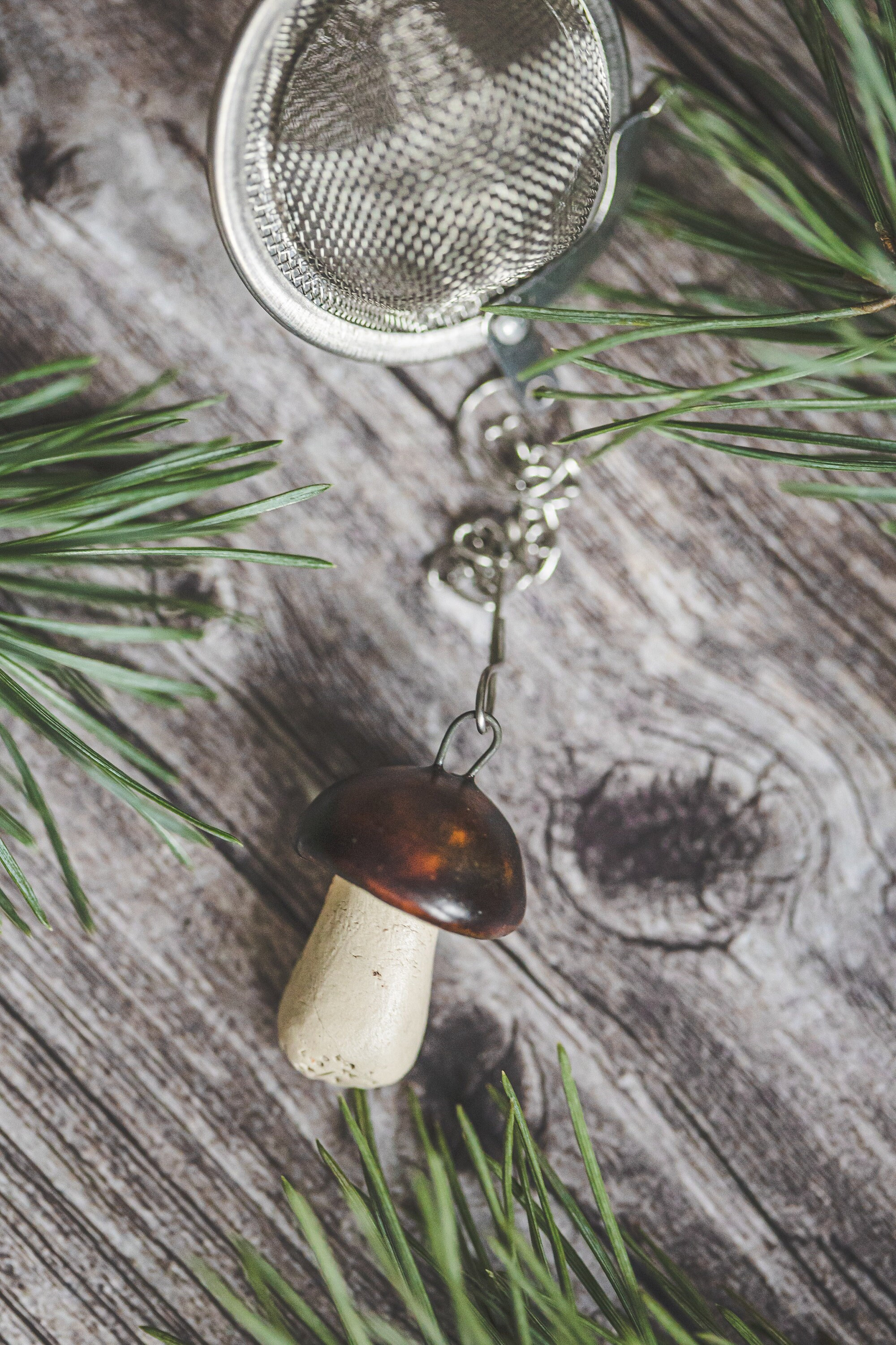 passoire à tisane avec petit pain - infuseur thé en vrac cèpes céramique cadeau de noël