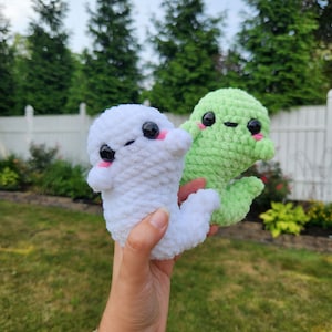 Mini Ghost Spooky Pal **Not a Finished Item!**