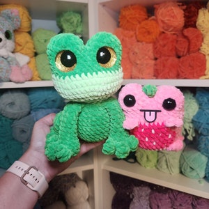 Bundle Frog Crochet Pattern **NOT A PHYSICAL PRODUCT