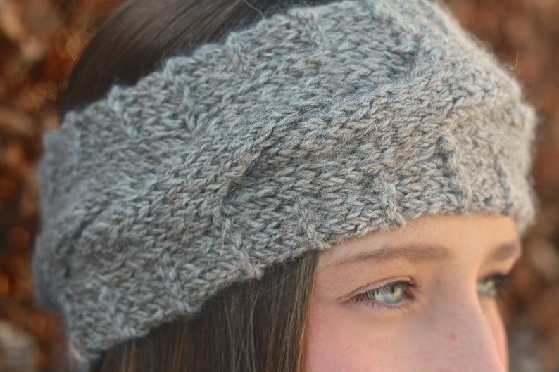 KNITTING PATTERN Clare Headband Ear warmer image 4