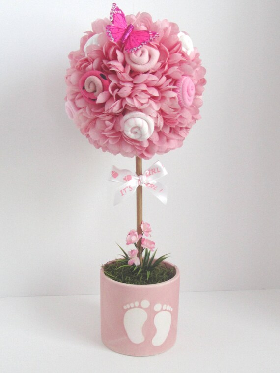 baby sock centerpiece