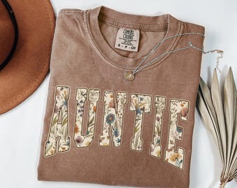 Floral Auntie Shirt, Future Aunt Sweatshirt, Pregnancy Announcement Gift, First Time Aunt Tee, Auntie Est. 2027