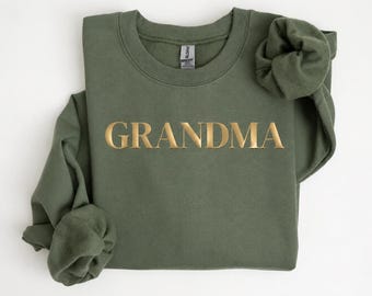Grandma Sweatshirt, Grandma Sweater, Grandma T-Shirt, Grandmother Shirt, Custom Text Shirt, Personalized Sweatshirt, New Grandmother Gift