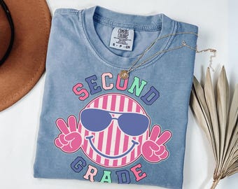 Second Grade Girl Shirt, 2nd Grade Shirt, First Day Of School Shirt, Second Grader Tee, Retro grade level Shirt, Back To School Outfit