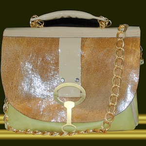 Cartera de Cuero Verde exclusiva. Hecho a Mano.