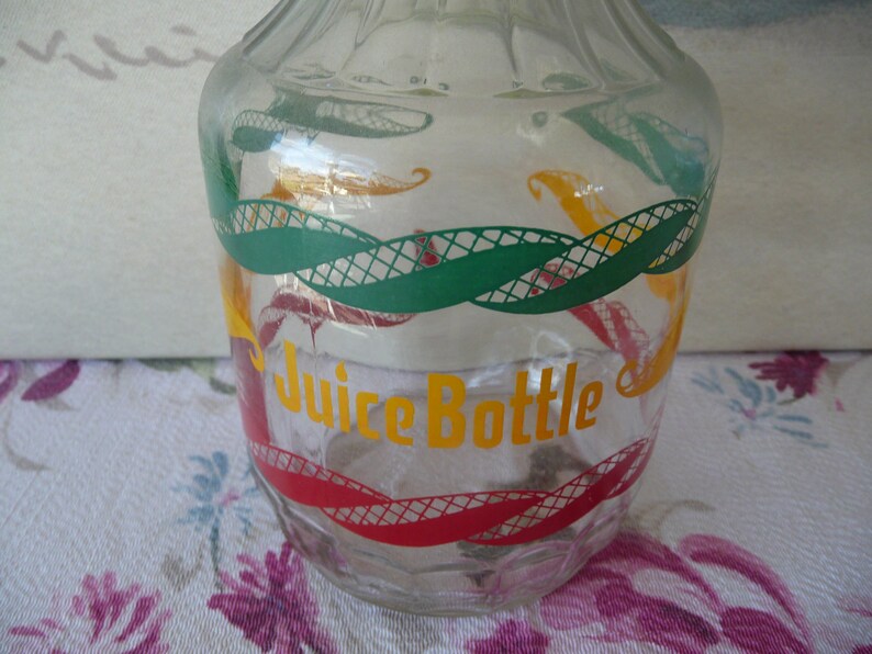 Vintage Glass JUICE Bottle Dispenser Carafeduraglas Retro Red Green