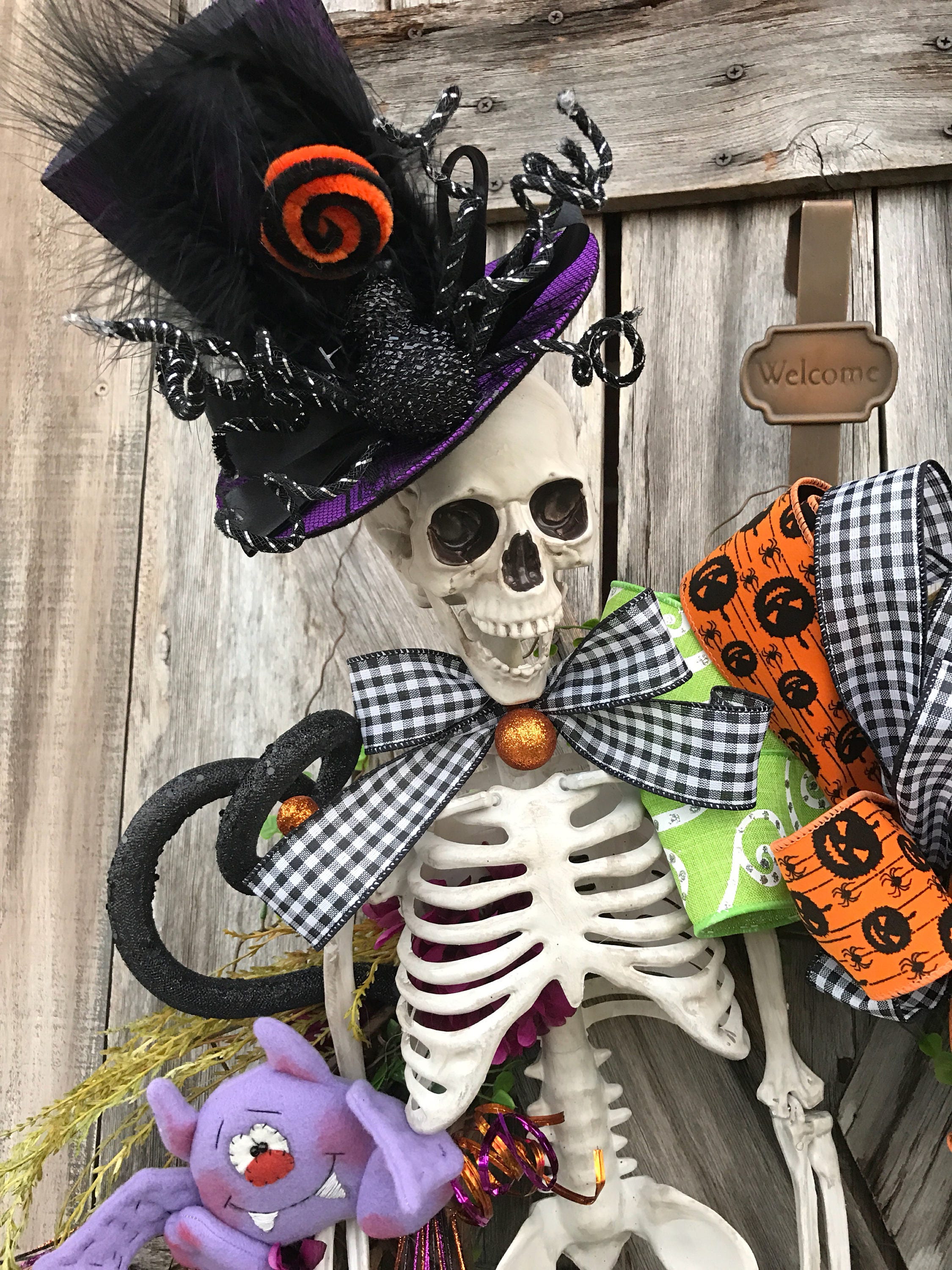 Mr. Bones, Skeleton Wreath, Skeleton Decor, Halloween Wreath, Halloween