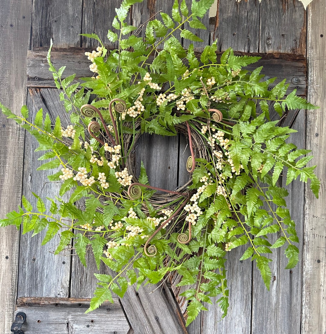 Grapevine Berry Fern Wreath, Wreath Supply - Etsy