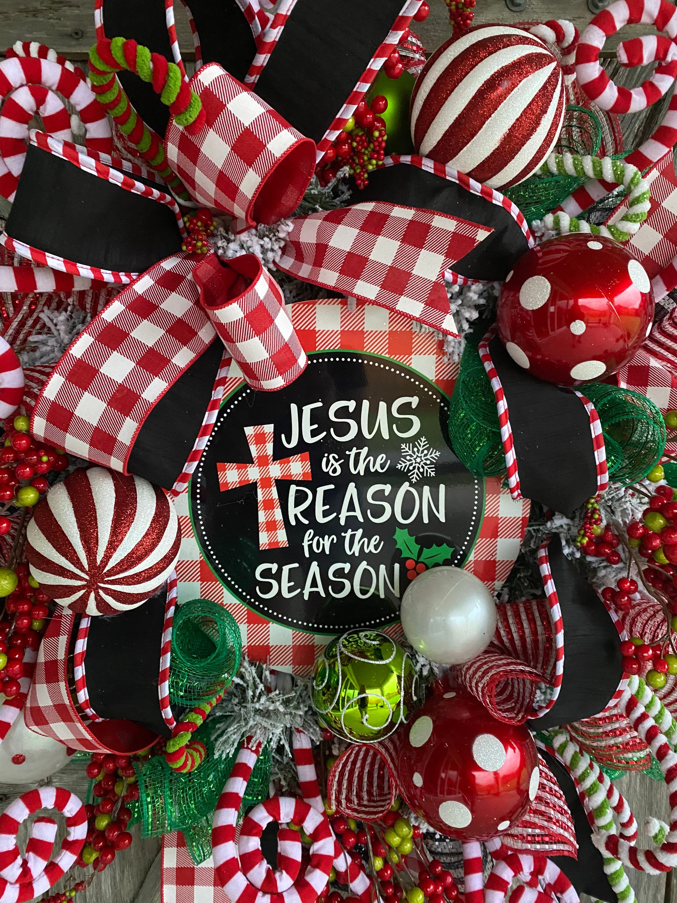 Christmas Swag, Christmas Wreath, Holiday Swag, Holiday Wreath, Red